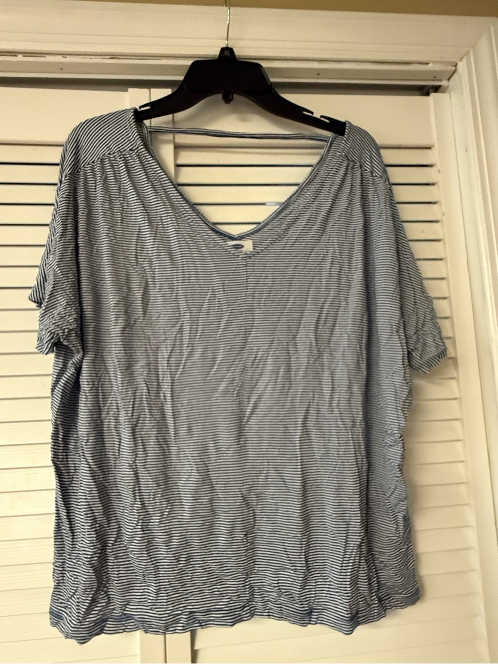 Old Navy Blue & White Striped V-Neck Short Sleeve Top